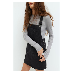 Salopette de travail en coton pour femme, durable, bretelles réglables, douce et confortable, idéale pour les activités de plein air ou la mode décontractée - Product Image 4