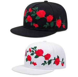 Casquette Snapback Unisexe Broderie Florale Réglable Motif Rose Noir et Blanc Style Urbain Chapeau Décontracté Adulte 100% Coton Respirant - Product Image 1