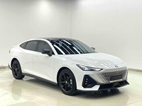 Changan UNI-V 1.5T Édition Premium Automatique 2022 – Voitures d'occasion chinoises de haute qualité avec un excellent état extérieur, très demandées et personnalisables