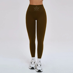 Ensemble de yoga sans couture 2 pièces pour femme : haut court à manches longues et leggings taille haute respirants et extensibles pour la gym et le fitness - Product Image 6