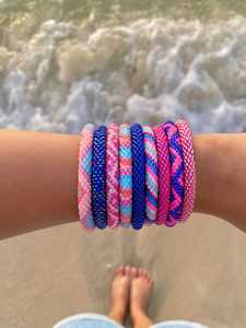 Conjunto de pulseras de ganchillo con cuentas de vidrio de colores, hechas a mano, con cuerda tubular, joyería de muñeca para mujer, accesorio étnico para verano y playa. - Product Image 2