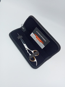 Tijeras de Corte de Pelo para Salón de Barbería, Acero Inoxidable Japonés J2, Precio al por Mayor, Oferta de Logotipo Personalizado, Hoja Recta Afilada - Product Image 5