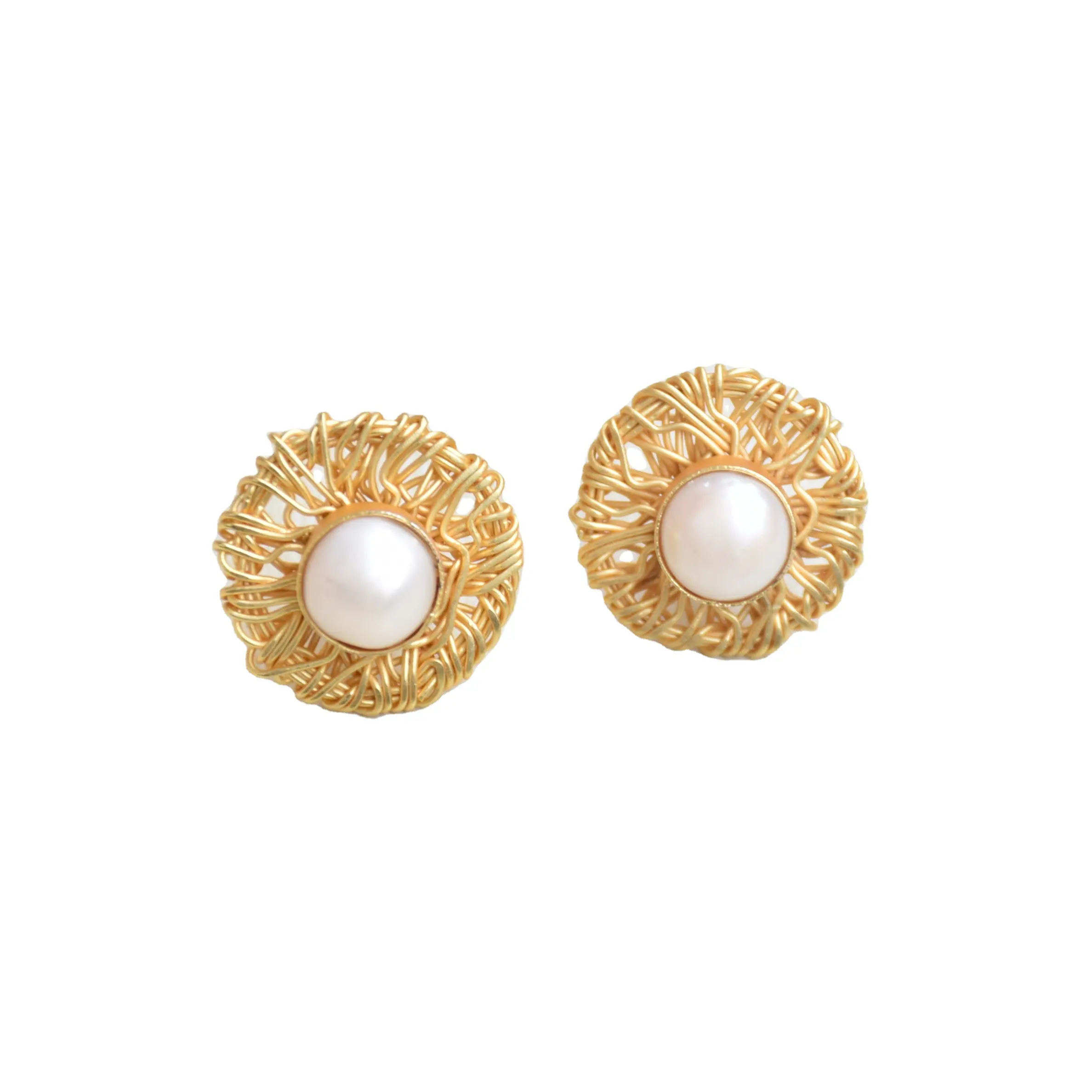 Freshwater Pearl handmade earring studs Vintage popular 18k gold plated Round gemstone jewelry Custom designer Pearl Jewelry