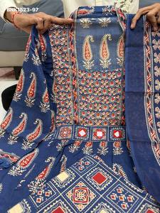 Conjunto Kurti-Plazzo-Dupatta de algodón Jaipuri 60-60 de calidad premium con estampado Bagru y trabajo de espejo en el cuello, proveedor indio. - Product Image 6