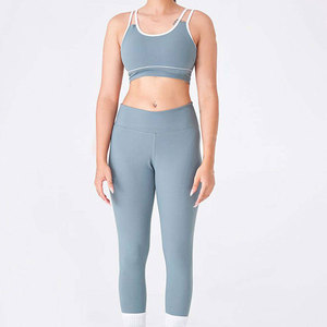 Ensemble de compression avancé pour femmes, vêtements de sport performants, tenue d'entraînement, course à pied, fitness, vêtements de sport actifs - Product Image 1