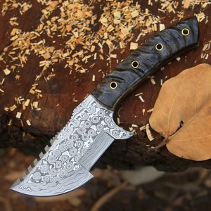 Couteau de chasse et de camping artisanal OEM/ODM en acier Damas de qualité industrielle, lame droite de 10 pouces, manche en corne, pointe tombante, style Viking - Product Image 4
