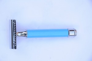 Traditional Stainless Steel Safety <b>Razor</b> for Men with Balanced Weight Handle High Quality for Wet/Dry Shaving Experience - Product Image 5
