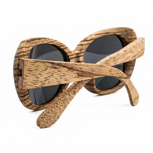 Handcrafted Round Wooden Eyeglasses Frame Unique Tree Branch Twig Carved Design Vintage Gothic Wood Optical Spectacles For <b>Men</b> - Product Image 6