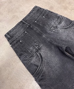 Shorts en jean noir délavé et usé |   Shorts en jean streetwear multi-poches |   Jean baggy déchiré |   Fabricant de Marques Privées OEM - Product Image 2