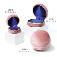 Boîte à bijoux de luxe classique en cuir PU avec logo personnalisé, coque rigide, bordure métallique, pour la demande en mariage, le rangement des bagues et la présentation de mariage