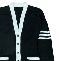 Cardigan d'hiver tricoté pour femme, col en V, boutons recouverts, avec logo brodé jacquard personnalisé, style maison grecque, confortable, vente en gros