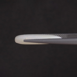 Ópalo Natural Blanco al por Mayor, Gema Suelta de 5.48 Quilates, Corte Ovalado 21x11mm, Certificado IGI, Tallado a Mano, Pulido, para Joyería Fina - Product Image 2