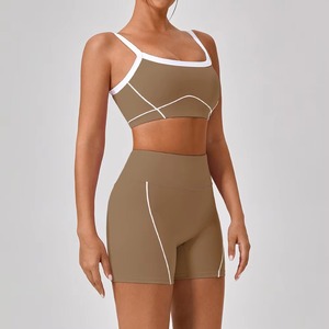 Conjunto Deportivo de 2 Piezas para Mujer, al por Mayor, Personalizado, Color Sólido, Shorts Elásticos de Cintura Media y Sujetador Deportivo Cruzado, para Yoga y Gimnasio - Product Image 6