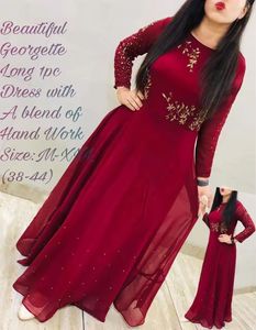 Nouvelle robe de soirée style Anarkali, richement brodée, en georgette, pour mariage et occasions spéciales, style indien et pakistanais. - Product Image 6