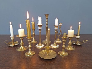 เชิงเทียนโลหะที่ออกแบบอย่างดีสามารถเปลี่ยนเทียนธรรมดาให้กลายเป็นของตกแต่งที่โดดเด่นได้ทันที - Product Image 6