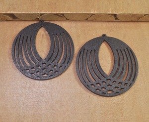 Boucles d'oreilles en bois FBA, vente chaude, boucles d'oreilles en bois artisanales, boucles d'oreilles en bois transparentes, logo personnalisé, vente en gros d'usine, boucles d'oreilles en bois - Product Image 1