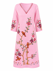 Kurta con estampado de pájaros florales rosas, cuello en V, ropa india para mujer - Product Image 1