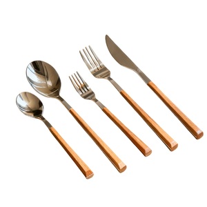 Ensemble de couverts en acier inoxydable de haute qualité avec manche en bois, finition miroir, pour la maison, la cuisine, le restaurant. - Product Image 2