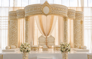 Mandap rond en bois de mariage design, magnifique mandap pour cérémonie de mariage indienne, mandap moderne pour mariage indien multiculturel, Canada - Product Image 3