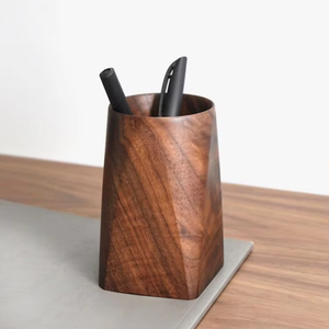 Portalápices de Madera Personalizado con Grabado del Contorno de la Familia, Regalo Personalizado para Papá, Organizador de Escritorio para el Día del Padre - Product Image 1