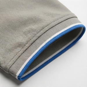 Polo à manches courtes gris pour homme avec poche, couleur unie, design tissé décontracté, coupe classique - Product Image 6