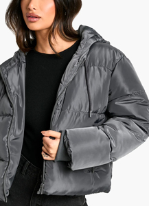 Custom Streetwear Cropped Puffer Jacket <b>Women</b> Heavyweight <b>Winter</b> Warm <b>Padded</b> <b>Coat</b> High Street Loose Crop Bubble Jacket - Product Image 3