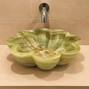 Lavabo de salle de bain en onyx vert de luxe, design floral, fait main, en marbre naturel, moderne, en pierre précieuse, pour la décoration intérieure - Product Image 1