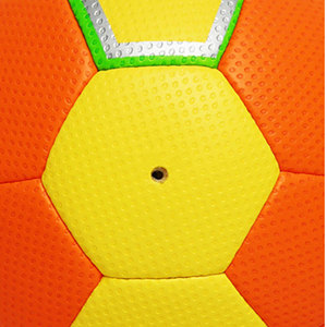 Balón de Balonmano Vibrante en Naranja y Amarillo, 15-19.9 Pulgadas, Superficie de Agarre Duradera, Uso Interior y Exterior - Product Image 6
