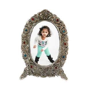 Marco de Fotos Metálico con Acabado Dorado, Personalizable en Forma y Tamaño, para Escritorio de Oficina, Venta Caliente - Product Image 3
