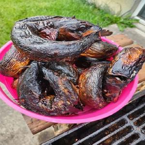 Achetez du poisson-chat africain séché de qualité supérieure, livraison rapide, vente en gros, emballage sous vide, haute qualité, 25 kg, riche en protéines, collation, repas prêt à consommer - Product Image 2