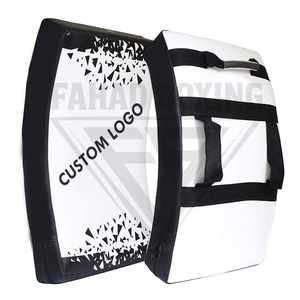 Escudo de Boxeo de PVC de Primera Calidad, Duradero, con Asas Reforzadas, Color Blanco y Negro, para Entrenamiento de Artes Marciales - Product Image 1
