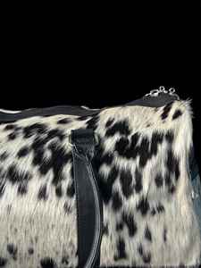 กระเป๋าหนังแท้ทรงดัฟเฟิล หนังวัวแท้ กระเป๋าเดินทางสไตล์วินเทจ ความจุขนาดใหญ่ กระเป๋าใส่สัมภาระสำหรับวันหยุดสุดสัปดาห์ ปิดด้วยซิป แฟชั่น พกพาสะดวก - Product Image 5