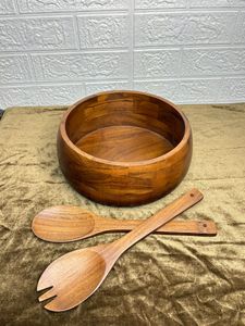Bol de service en teck moderne, durable et écologique, fait à la main, avec bols à salade et desserts et cuillères pour la décoration de table de mariage - Product Image 5