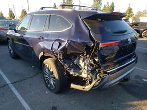 Toyota Highlander Platinum 2022 (AUTOS CON ACCIDENTES EN VENTA) - Product Image 4