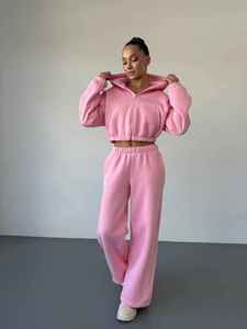 Ensemble de survêtement beige personnalisé pour femme : sweat à capuche court zippé et pantalon large, tenue de sport décontractée deux pièces, style streetwear - Product Image 3