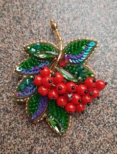 MD HANDICRAFTS Handcrafted Embroidery Beaded Brooch with Sparkling Beads and Fine Detailing <b>for</b> <b>Wedding</b> Occasions (Unisex) - Product Image 4