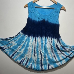 Blusa Moderna para Mujer, Estilo Boho, Sin Mangas, con Estampado Tie-Dye Azul y Cuello Redondo |   Vestido Casual Holgado con Corte Evase para Verano - Product Image 1