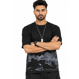 T-shirts en coton pour hommes, doux, légers, confortables, à manches courtes, logo personnalisé, fabricant de vêtements en gros, t-shirts personnalisés de qualité supérieure - Product Image 2