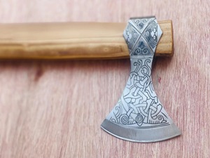 Premium Hand Forged Stainless Steel Viking Bearded <b>Axe</b> With <b>Wooden</b> Handle OEM Viking <b>Axe</b> Hand Leather Sheath Cover Hatchet. - Product Image 4