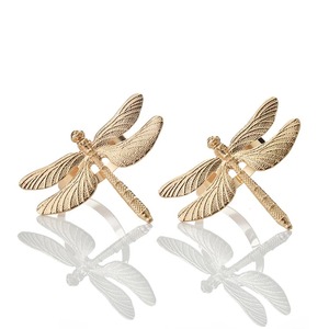 Anillos Decorativos para Servilletas con Forma de Libélula Dorada para Decoración de Mesa de Boda, Duraderos, Ecológicos, de Metal Dorado - Product Image 3