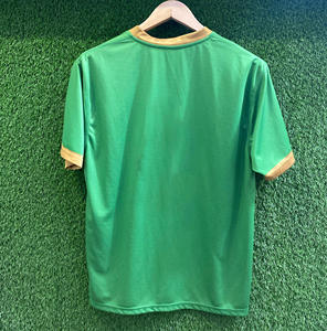 Maillot de football personnalisé vert pour homme, col en V, manches courtes, imprimé géométrique sublimé, évacuation de l'humidité, coupe classique, taille adulte L - Product Image 4