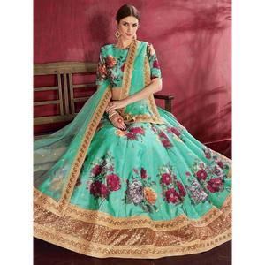 Vêtement de mariage en soie Banglori à imprimé floral vert Lehenga Choli - Product Image 4
