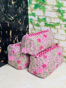 Elegant Floral Print 3-Piece Cosmetic <b>Bag</b> Set Handmade <b>Quilted</b> Cotton Toiletry Pouch Zipper Chains Travel Accessories Organizer - Product Image 3