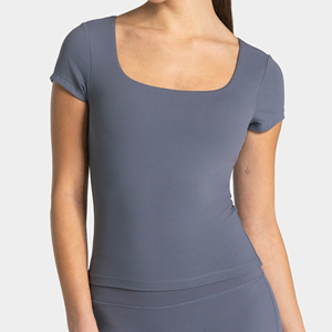 Camiseta de algodón grande para mujer, estampada, de verano, con impresión de logotipo personalizado. - Product Image 5