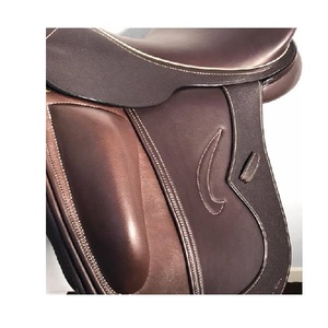 Gamme de fils à coudre artisanaux sur mesure, disponibles en plusieurs couleurs, pour la sellerie en cuir, avec une forte adhérence et une qualité équestre supérieure. - Product Image 1