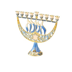 Menorah Pintada a Mano con Diseño de Granada, Adornada con Joyas y Bañada en Oro, con Flores Azules en Mosaico - Product Image 5
