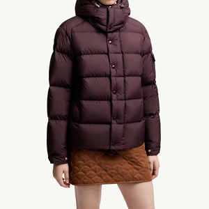Vestes matelassées réversibles imperméables en nylon pour l'hiver, style streetwear, fabriquées sur mesure - Product Image 4