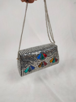 Pochette à main mosaïque gravée au fer personnalisée pour femme, idéale pour les soirées – Meilleur prix disponible