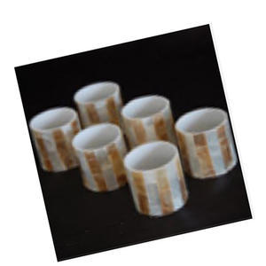 Boîte pour l'art du tissu, artisanat SEASHELL JEWELRY, boîte en papier de soie, artisanat artistique motif indonésien - Product Image 1