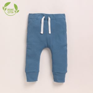 Conjunto de ropa de bebé de gran tamaño de muselina orgánica de calidad superior Camiseta floral de primavera y mallas con mezclilla para recién nacidos - Product Image 4